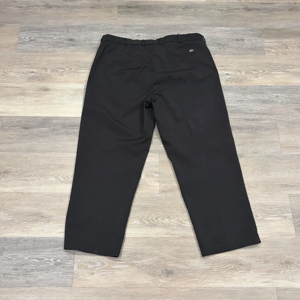 Greg Norman Mens‎ Blk Golf Pants 40x29 Flat Front Performance Stretch Shark Logo